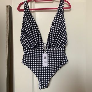Checkered one piece Cupshe NWT